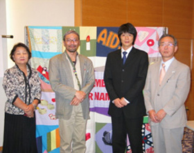 講演後左から根本章子専務理事、小浜耕治氏、谷口光氏、菅田俊雄事務局長